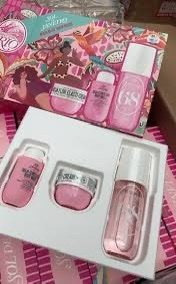 SOL DE JANEIRO
Beija Flor Body Oasis - Coffret routine Beija Flor